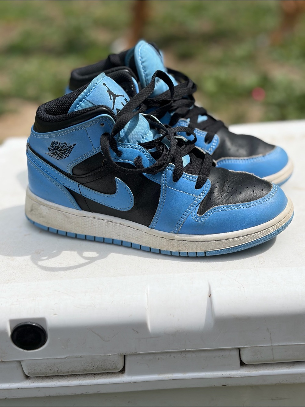 Jordan Kids High-Top Sneakers in Black and Light Blue